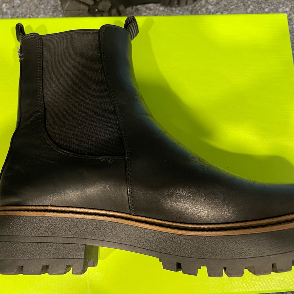 Sam Edelman Laguna Lug Sole Boots NWT